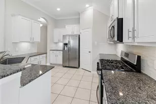 2357 Old Stone Dr, Conroe, TX 77304 - Photo 4