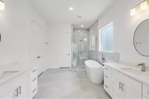 114 Bentwood Dr, Montgomery, TX 77356 - Photo 4