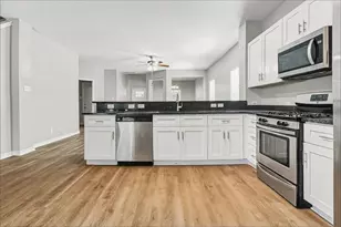 10719 Woodwind Shadows Dr, Cypress, TX 77433 - Photo 2