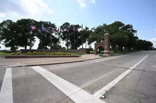 109 Dooley, Prairie View, TX 77445 - Photo 2