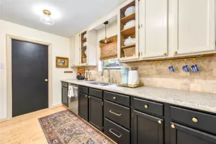 11423 Inwood Dr, Houston, TX 77077 - Photo 16
