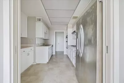 5110 San Felipe Street #43W, Houston, TX 77056 - Photo 8