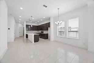 10810 Spiny Elm Ct, Cypress, TX 77433 - Photo 8
