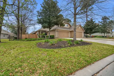 14 Fitzroy Place, Conroe, TX 77384 - Photo 4