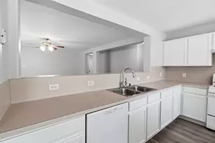 11422 Cabbot Cove Ct, Tomball, TX 77375 - Photo 10