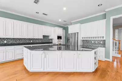 14210 Reissen Lane, Houston, TX 77069 - Photo 12