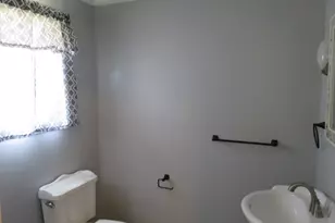 1719 Grand Ave, Liberty, TX 77575 - Photo 18