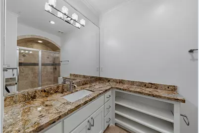 11714 Memorial Drive, Houston, TX 77024 - Photo 38