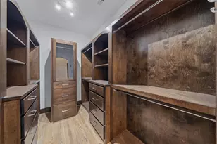 11714 Memorial Dr, Houston, TX 77024 - Photo 30