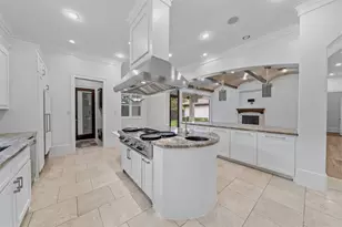11714 Memorial Dr, Houston, TX 77024 - Photo 12