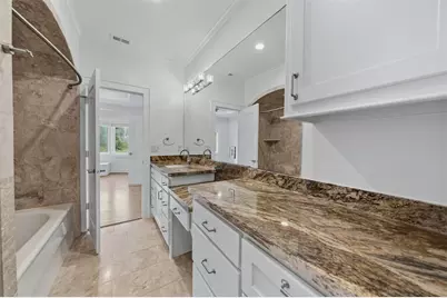 11714 Memorial Drive, Houston, TX 77024 - Photo 36