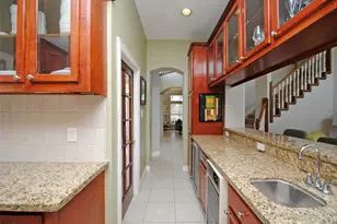 2731 Lakeside Village Dr, Missouri City, TX 77459 - Photo 8