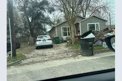 1404 E 34th Street, Houston, TX 77022 - Photo 6
