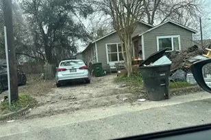 1404 E 34th St, Houston, TX 77022 - Photo 6