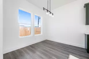 1308 Duff Ln, Houston, TX 77022 - Photo 12