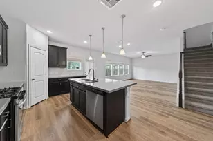 810 Spruce Pine Dr, Willis, TX 77318 - Photo 12