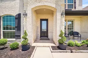 15211 Icet Crk Ave, Mont Belvieu, TX 77523 - Photo 4