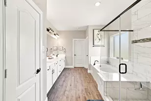 15211 Icet Crk Ave, Mont Belvieu, TX 77523 - Photo 22