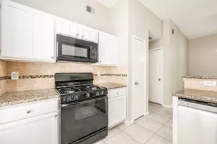 11510 Teaside Dr, Houston, TX 77066 - Photo 10