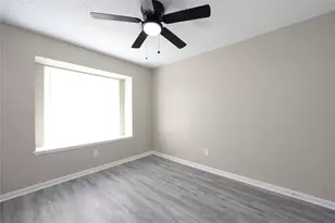 11510 Teaside Dr, Houston, TX 77066 - Photo 18