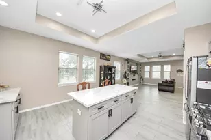 6543 Crestford Ln, Pasadena, TX 77505 - Photo 14