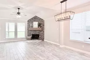 13314 Hidden Valley Dr, Montgomery, TX 77356 - Photo 6
