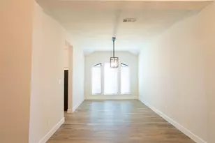 18459 Chameleon Ct, Conroe, TX 77302 - Photo 8