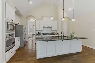 10 Little Falls Place, Tomball, TX 77375 - Photo 16