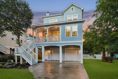209 Queen Road, Clear Lake Shores, TX 77565 - Photo 1