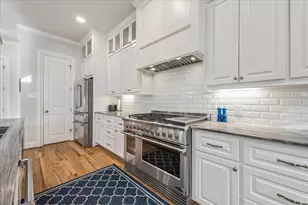 209 Queen Rd, Clear Lake Shores, TX 77565 - Photo 8