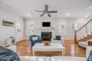 209 Queen Rd, Clear Lake Shores, TX 77565 - Photo 14