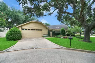 1023 Oyster Bay Dr, Sugar Land, TX 77478 - Photo 32