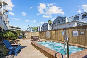 6300 Seawall Blvd, Galveston, TX 77551 - Photo 18