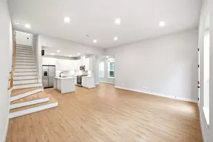 5814 Cebra St, Houston, TX 77091 - Photo 6