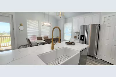 25010 San Simeon Ct, Galveston, TX 77554 - Photo 4