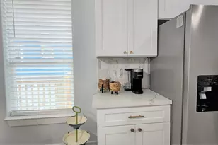 25010 San Simeon Ct, Galveston, TX 77554 - Photo 6