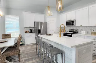 25010 San Simeon Ct, Galveston, TX 77554 - Photo 2