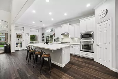 26 S Pinto Point Circle, The Woodlands, TX 77389 - Photo 12