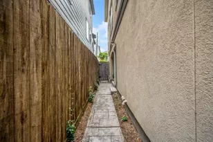 1013 Crocker St, Houston, TX 77019 - Photo 26