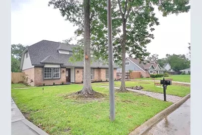 4106 Clovernook Lane, Seabrook, TX 77586 - Photo 2