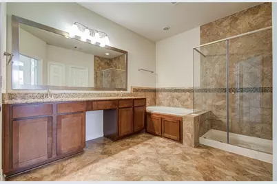 10804 Brittmoore Oaks Place, Houston, TX 77043 - Photo 16
