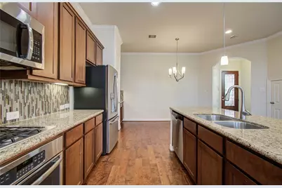 10804 Brittmoore Oaks Place, Houston, TX 77043 - Photo 8