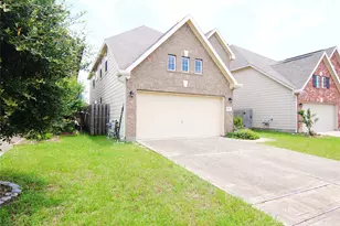 7023 Ironwood Forest Dr, Houston, TX 77083 - Photo 2