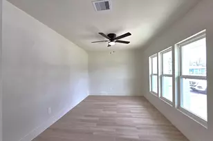 4607 Englewood St, Houston, TX 77026 - Photo 20