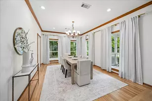 721 W 41st St, Houston, TX 77018 - Photo 2