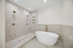 721 W 41st St, Houston, TX 77018 - Photo 10