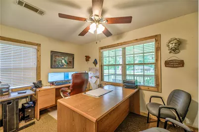 180 Beechcreek, Livingston, TX 77351 - Photo 16