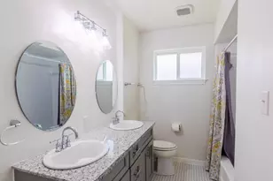 9646 Springview Ln, Houston, TX 77080 - Photo 20