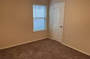 312 Comal Dr, Huntsville, TX 77340 - Photo 32