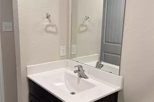 312 Comal Dr, Huntsville, TX 77340 - Photo 36